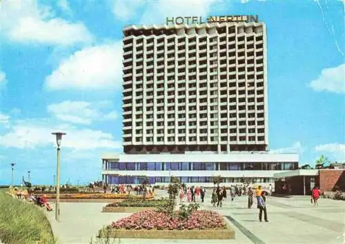 AK / Ansichtskarte 73987123 Warnemuende_Ostseebad Hotel Neptun