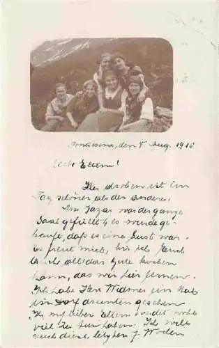 AK / Ansichtskarte  Pontresina_GR Gruppenbild in den Bergen