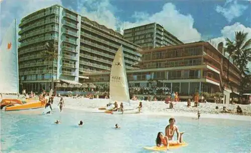 AK / Ansichtskarte  Waikiki_Honolulu_Hawaii_USA The Reef Cinema Hawaii Hotels