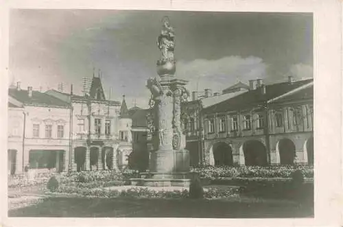 AK / Ansichtskarte  Zilina_Zsolna_Zilina_Sillein_Silein_SK Namesti slobody Platz Denkmal