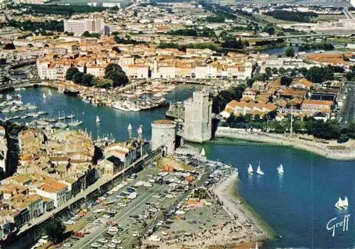 AK / Ansichtskarte  LA_ROCHELLE_17_Charente-Maritime Le port les Tours de la Chaine et St Nicolas Vue aerienne