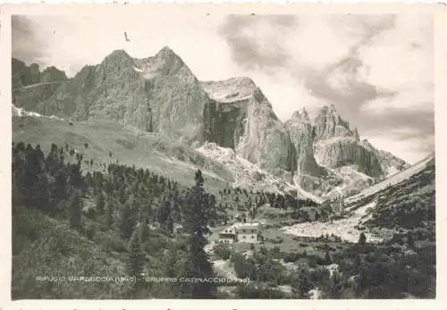 AK / Ansichtskarte 73988853 Rifugio_Gardeccia_Gardecciahuette_Trento_IT Panorama Gruppo Catinaccio Berghaus Rosengarten Dolomiten