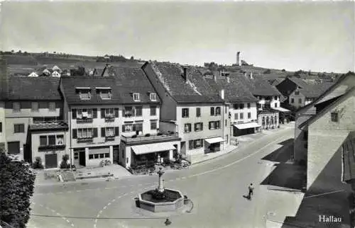 AK / Ansichtskarte  Hallau_SH Ortszentrum Brunnen