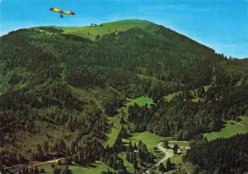 AK / Ansichtskarte 73989441 Belchen_Baden Fliegeraufnahme mit Drachenflieger
