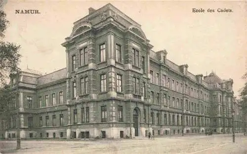 AK / Ansichtskarte  NAMUR-sur-Meuse_Belgie Ecole des Cadets