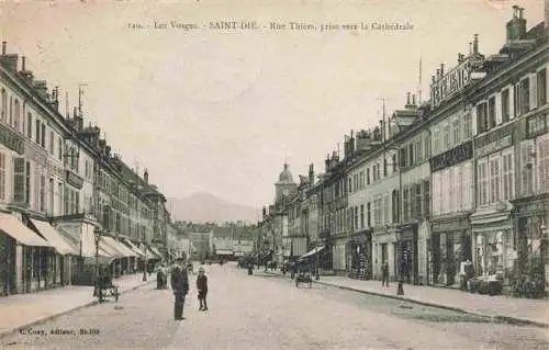 AK / Ansichtskarte  Saint-Die-des-Vosges Rue Thiers prise vers la Cathédrale