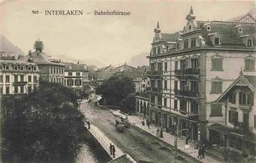 AK / Ansichtskarte  INTERLAKEN_BE Bahnhofstrasse