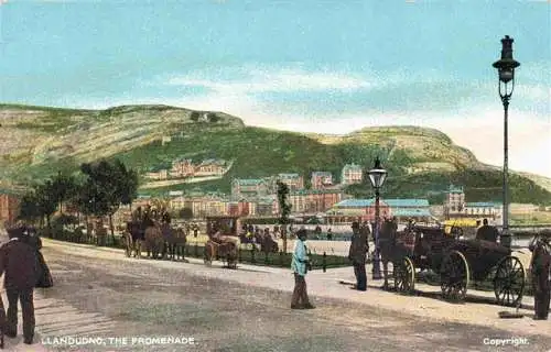 AK / Ansichtskarte  Llandudno_Wales_UK The Promenade