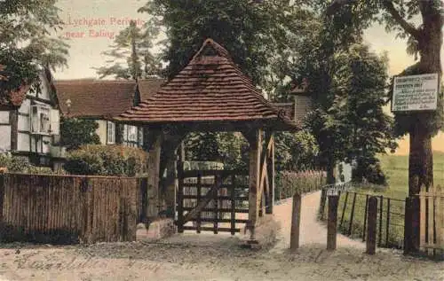 AK / Ansichtskarte  Ealing_LONDON_UK The Lychgate Perivale