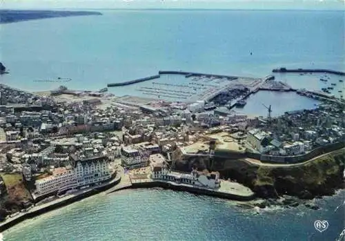 AK / Ansichtskarte  Granville_50_Manche Le Casino l'Etablissement de Thalassothérapie la Haute Ville et le Port du Herrel Vue aerienne