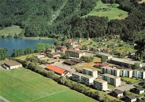 AK / Ansichtskarte  Walenstadt_Wallenstadt_SG Waffenplatz mit Seequartier Fliegeraufnahme