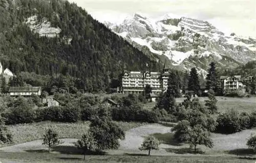 AK / Ansichtskarte  Flueeli-Ranft_Fluehli-Ranft_OW Hotel Paxmontana mit Nuenalphorm und Hutstock