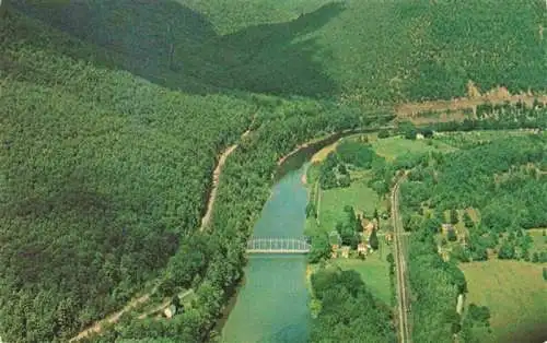 AK / Ansichtskarte 73993041 Cedar_Run_Pennsylvania_USA Scenic Pine Creek aerial view