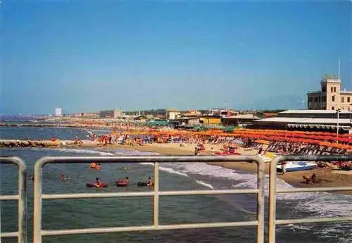 AK / Ansichtskarte  Marina_di_Massa_Toscana_IT La spiaggia vista dal pontile