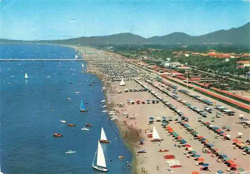 AK / Ansichtskarte  Forte_dei_Marmi_Lucca_Toscana_IT La spiaggia dall aereo