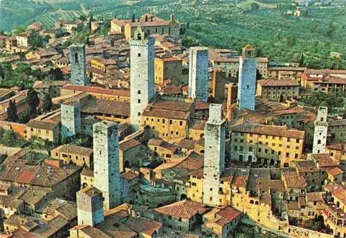 AK / Ansichtskarte 73993549 San_Gimignano_Toscana_IT Fliegeraufnahme