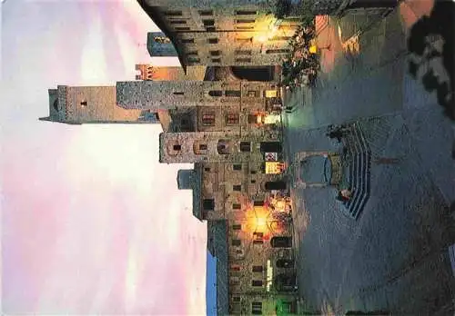 AK / Ansichtskarte  San_Gimignano_Toscana_IT Piazza della Cisterna Notturno