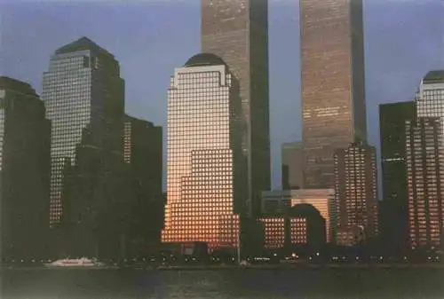 AK / Ansichtskarte 73993737 NEW_YORK_City_USA Twin-Towers