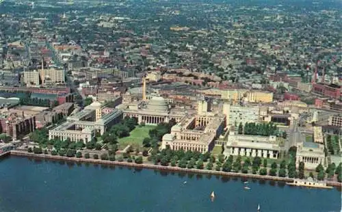 AK / Ansichtskarte 73993825 Massachusetts_US-State Institute of Technology Aerial view