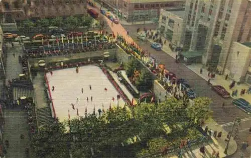 AK / Ansichtskarte 73994144 NEW_YORK_City_USA The Rockefeller Plaza Outdoor Ice Skating Rink