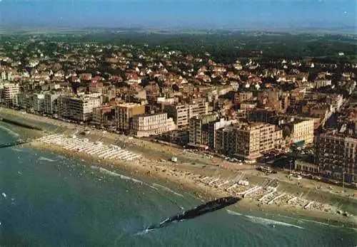 AK / Ansichtskarte  Knokke-Heist_Belgie Strand en zeedijk