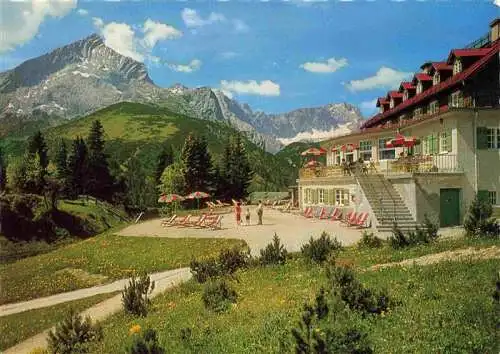 AK / Ansichtskarte 73995288 KREUZECKHAUS_1652m_Garmisch-Partenkirchen mit Alpspitze und Zugspitze