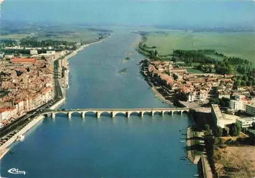 AK / Ansichtskarte  Macon_71_Saone-et-Loire Vue aerienne Le Pont de St Laurent et le Grand Bassin