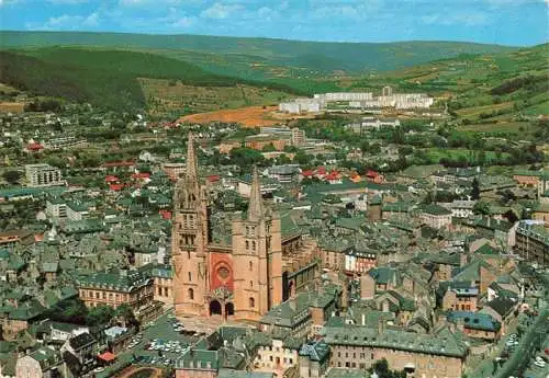 AK / Ansichtskarte  Mende_48_Lozere La Cathedrale et le Centre de la Ville Vue aerienne