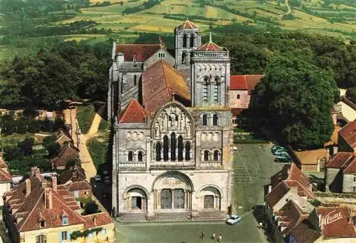 AK / Ansichtskarte  Vezelay_89_Yonne La basilique Sainte Madeleine La facade La tour Saint Michel Vue aerienne