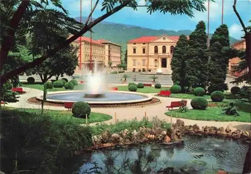 AK / Ansichtskarte  Vittorio_Veneto_IT Giardini e Palazzo Municipale