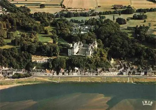 AK / Ansichtskarte  Chaumont-sur-Loire Le Chateau et la Loire Vue aerienne