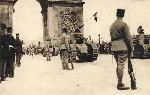 AK / Ansichtskarte  Militaria_France__WK1 Paris Tankssoldaten