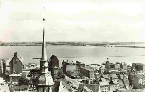 AK / Ansichtskarte  STRALSUND Blick ueber den Strelasund