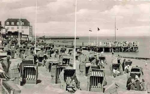 AK / Ansichtskarte  WYK__FoeHR_Nordfriesland Strandpartie