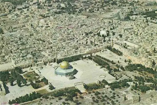 AK / Ansichtskarte  Jerusalem__Yerushalayim_Israel Aerial view of the Old City showing the Dome of the Rock and Mosque of Aksa