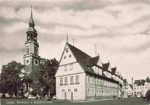 AK / Ansichtskarte  Celle__Niedersachsen Rathaus und Stadtkirche