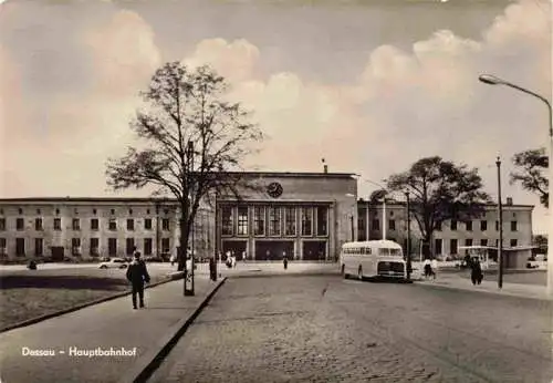 AK / Ansichtskarte  Dessau-Rosslau Hauptbahnhof