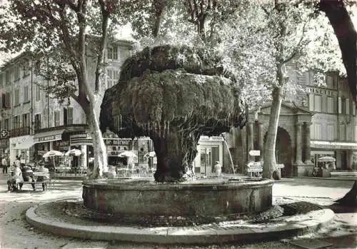 AK / Ansichtskarte  Salon_-de-Provence_13_Bouches-du-Rhone La Fontaine Moussue