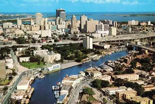 AK / Ansichtskarte  MIAMI_Florida_USA Aerial view of the skyline Miami River in the foreground