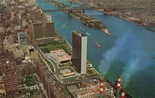 AK / Ansichtskarte  NEW_YORK_City_USA Aerial View of United Nation and St Bridge