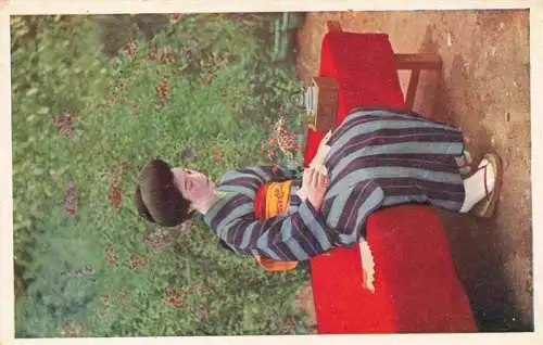 AK / Ansichtskarte  Geisha_Japan Frau Garten Teekanne