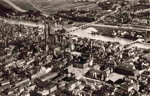 AK / Ansichtskarte  REGENSBURG Fliegeraufnahme mit Dom