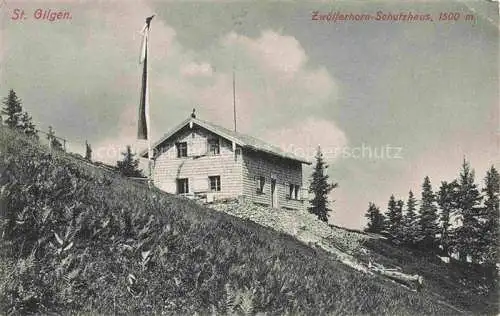 AK / Ansichtskarte  Zwoelferhorn_Schutzhaus_1480m_St_Gilgen_AT Ansicht