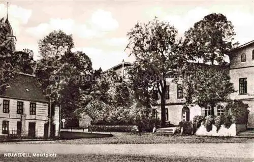 AK / Ansichtskarte  Neuwedell_Pommern_Drawno_PL Marktplatz