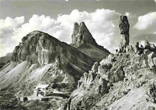 AK / Ansichtskarte  Tre_Cime_di_Lavaredo_3003m_Drei_Zinnen_IT Rifugio Locatelli