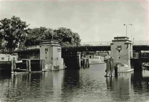 AK / Ansichtskarte  Anklam Peenebruecke