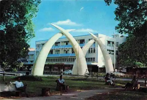 AK / Ansichtskarte  Mombasa_Kenya Arch of Tusks Kilindini Road