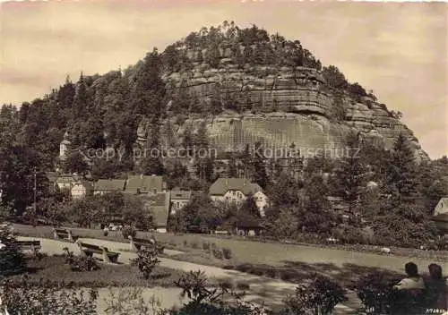 AK / Ansichtskarte  Oybin_Sachsen Zittauer Gebirge Blick zum Kurpark und den Berg mit der Kirche