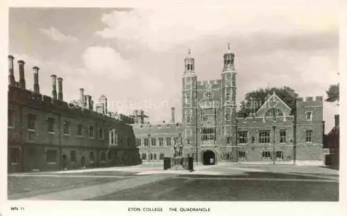 AK / Ansichtskarte  Eton__Berkshire_UK Eton College The Quadrangle