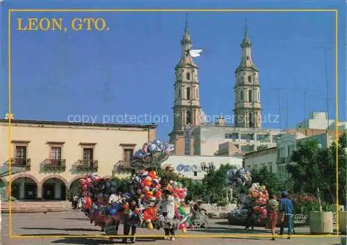 AK / Ansichtskarte  Leon_Guanajuato_Mexico Las Torres de la Catedral vistas desde la Plaza